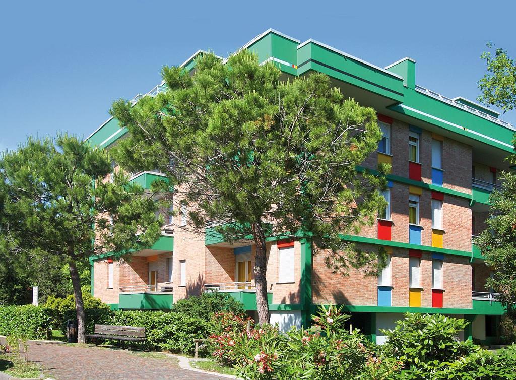Tritone Apartment